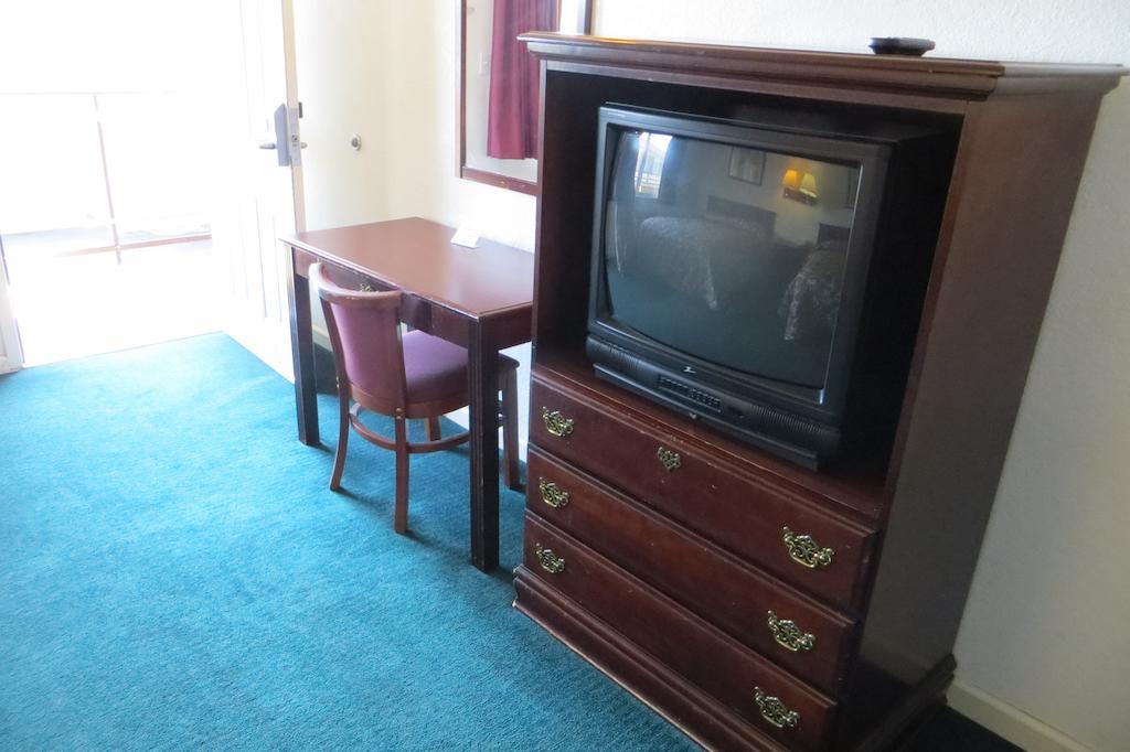 Capri Motel Редуд Сити Екстериор снимка